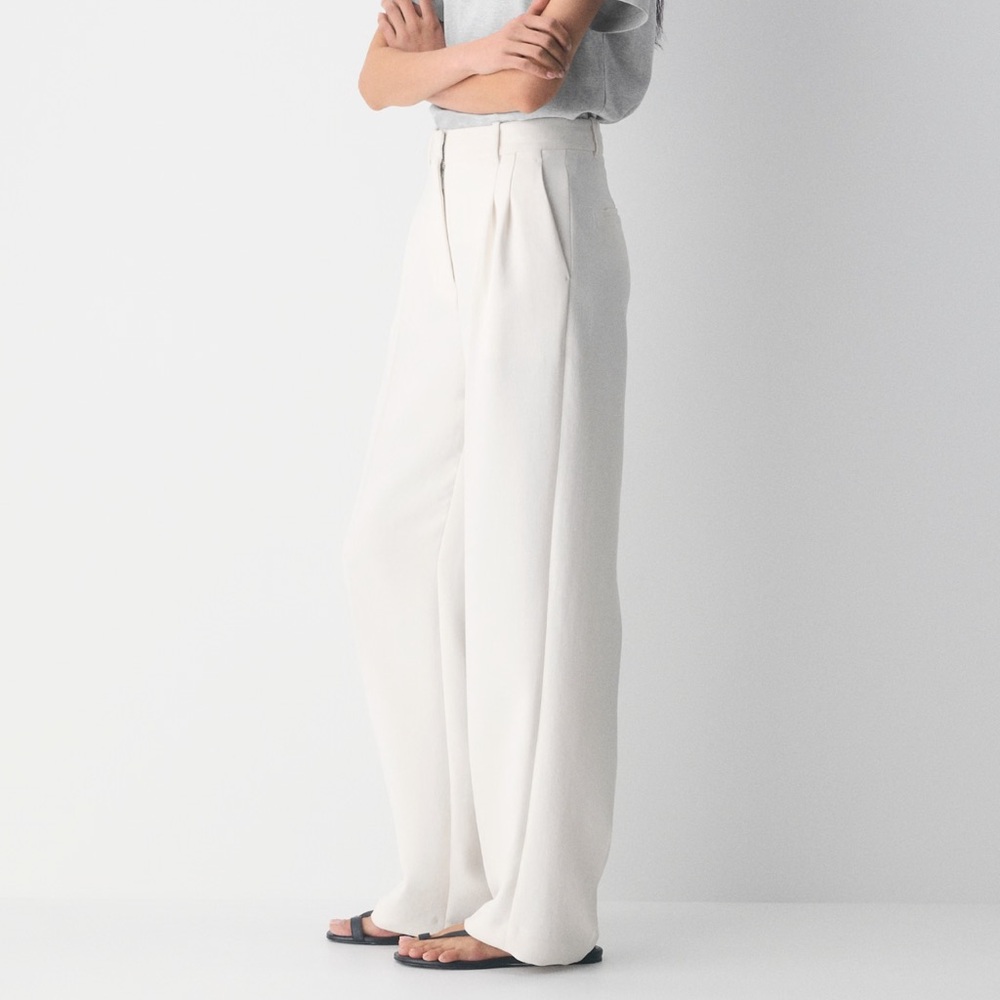 Aritzia effortless pant - Picture 8 of 9